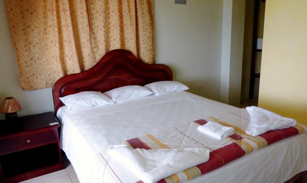 Hotel Casa Los Delfines Puerto Villamil Zewnętrze zdjęcie